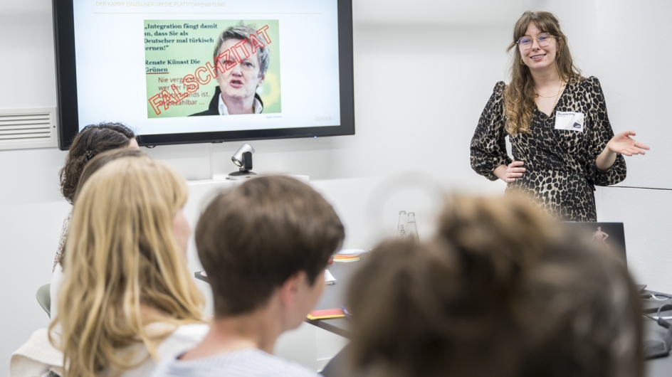 Community Event gegen Hass im Netz zum Thema „Screens & Society“ am 13. und 14. Mai 2024 im bUm Berlin